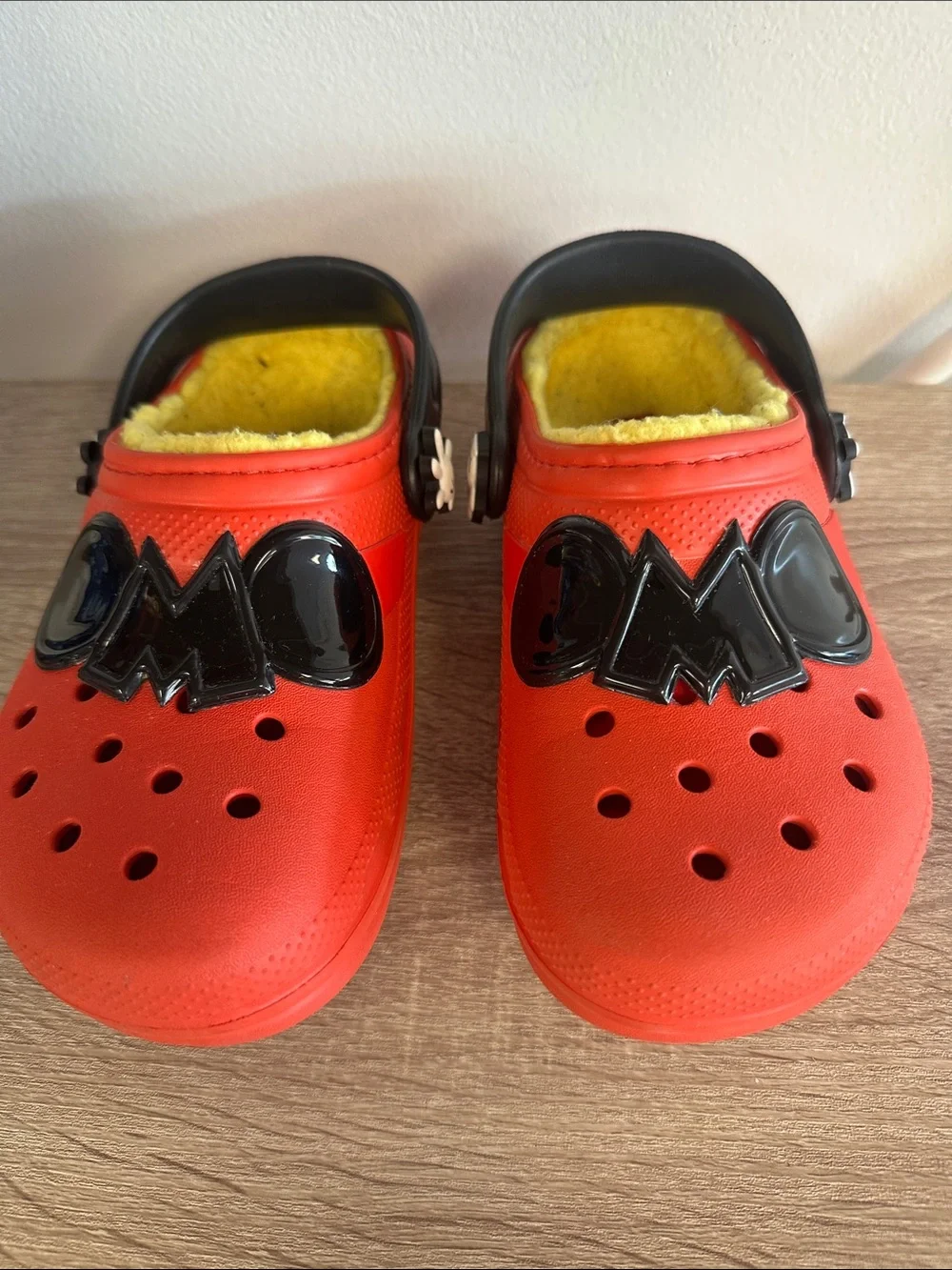 Crocs Lined Classic clog Mickey Mouse Fur 1